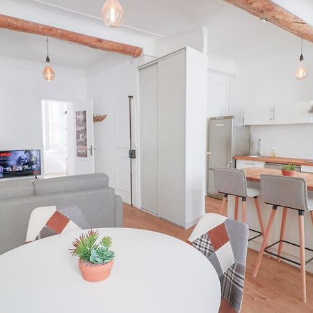 אנטיב Stylish Apartment In The Old Town, With Ac. מראה חיצוני תמונה