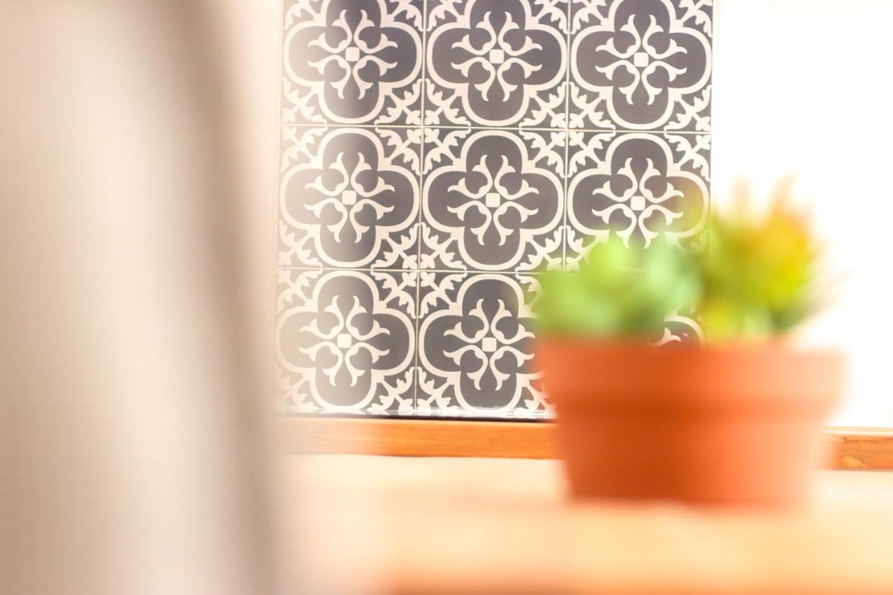 אנטיב Stylish Apartment In The Old Town, With Ac. מראה חיצוני תמונה