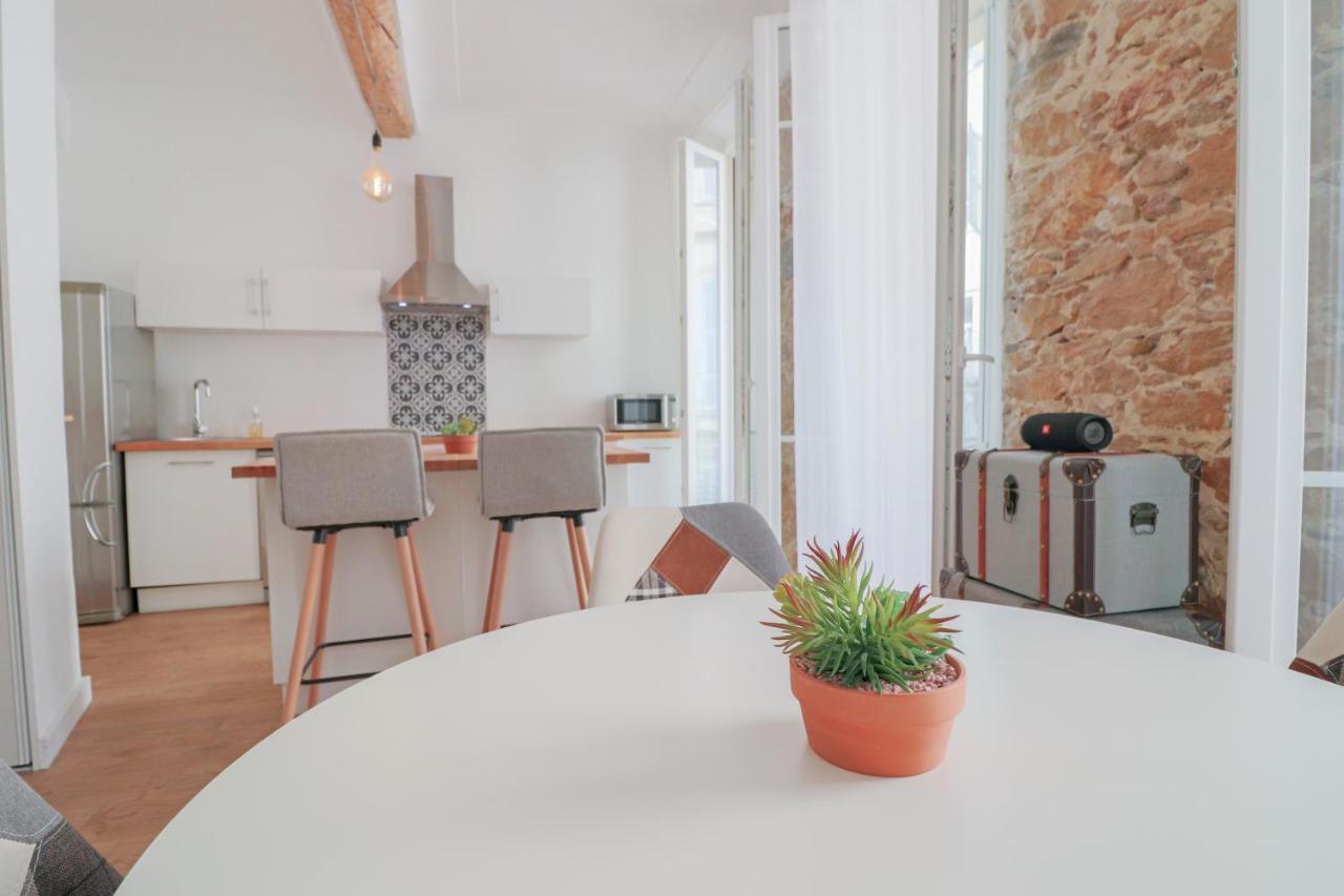 אנטיב Stylish Apartment In The Old Town, With Ac. מראה חיצוני תמונה